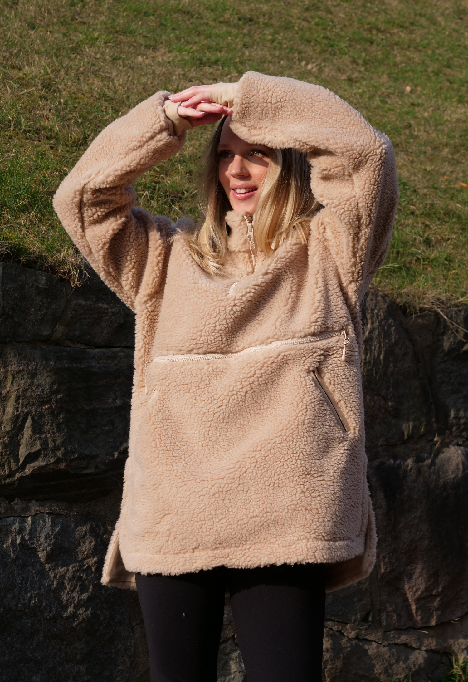 Pile fleece sweater - Beige gallery
